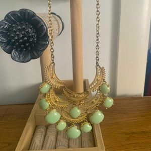 Statement necklace
